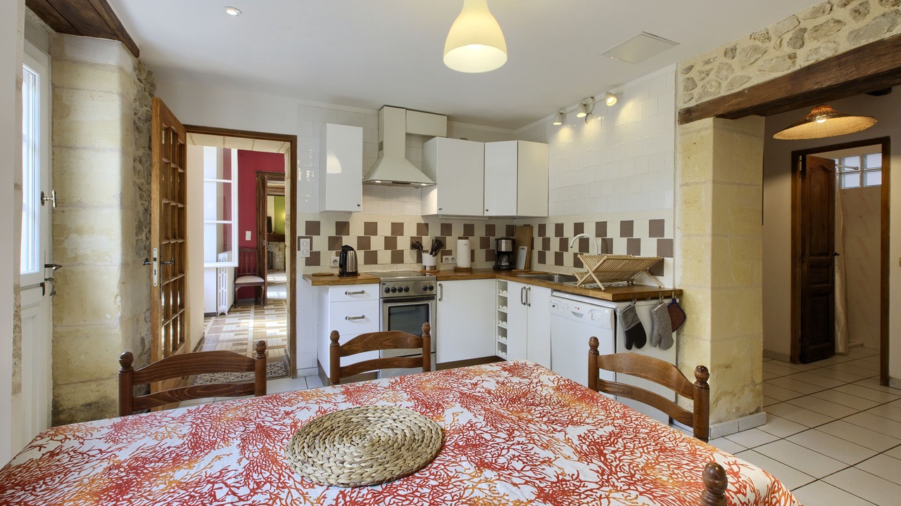 Photo of Bedroom in Saint-Caprais-de-Bordeaux