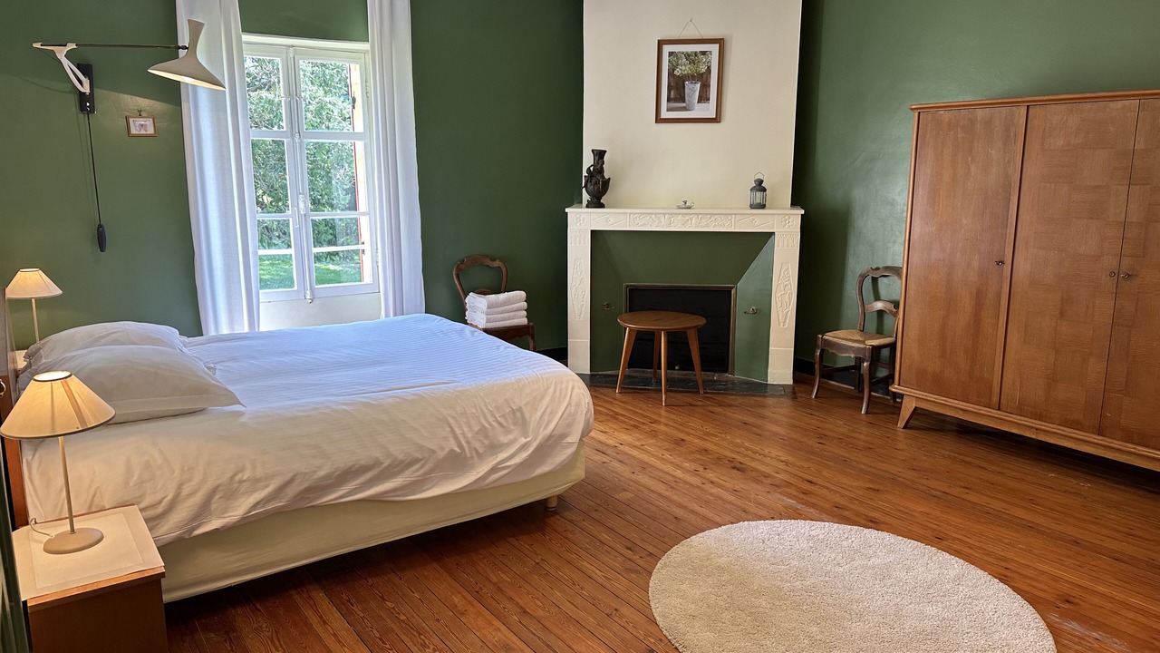 Photo of Bedroom in Saint-Caprais-de-Bordeaux