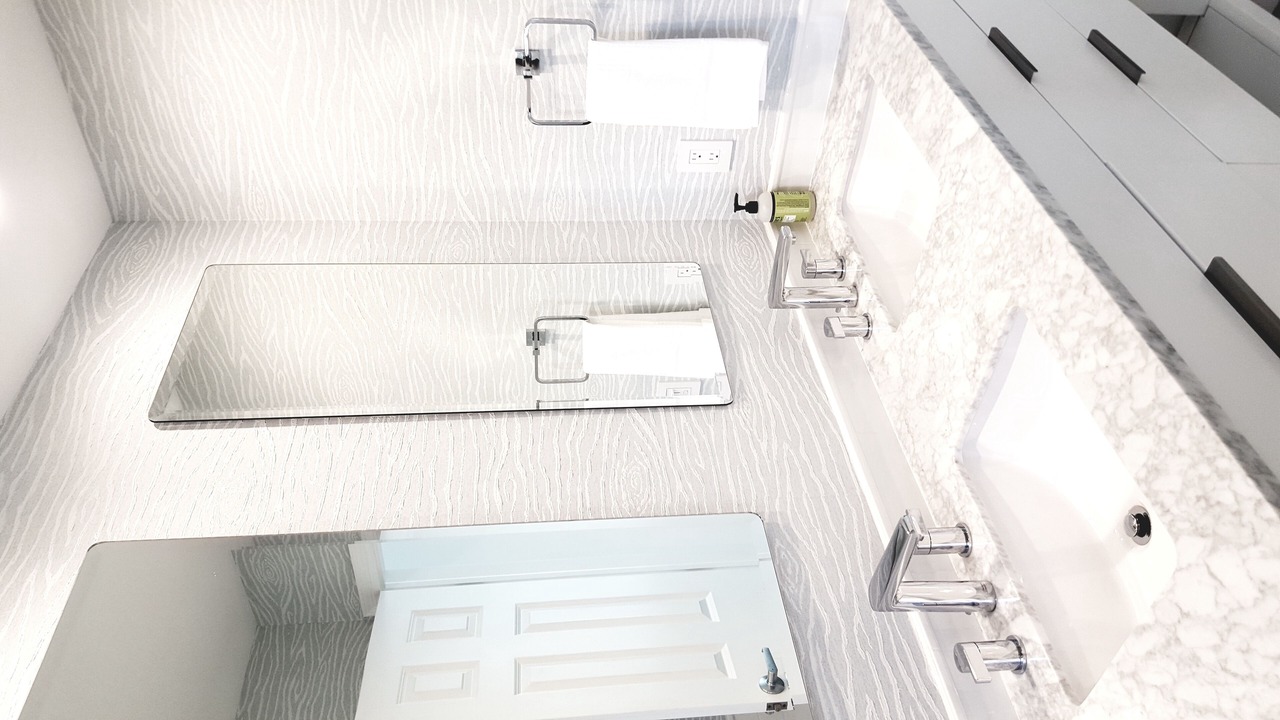 Photo of Bathroom in Sagaponack