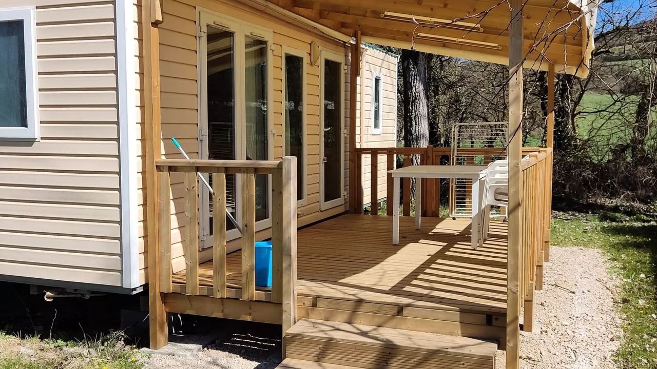 Photo of Patio Balcony in Recoules-Previnquieres
