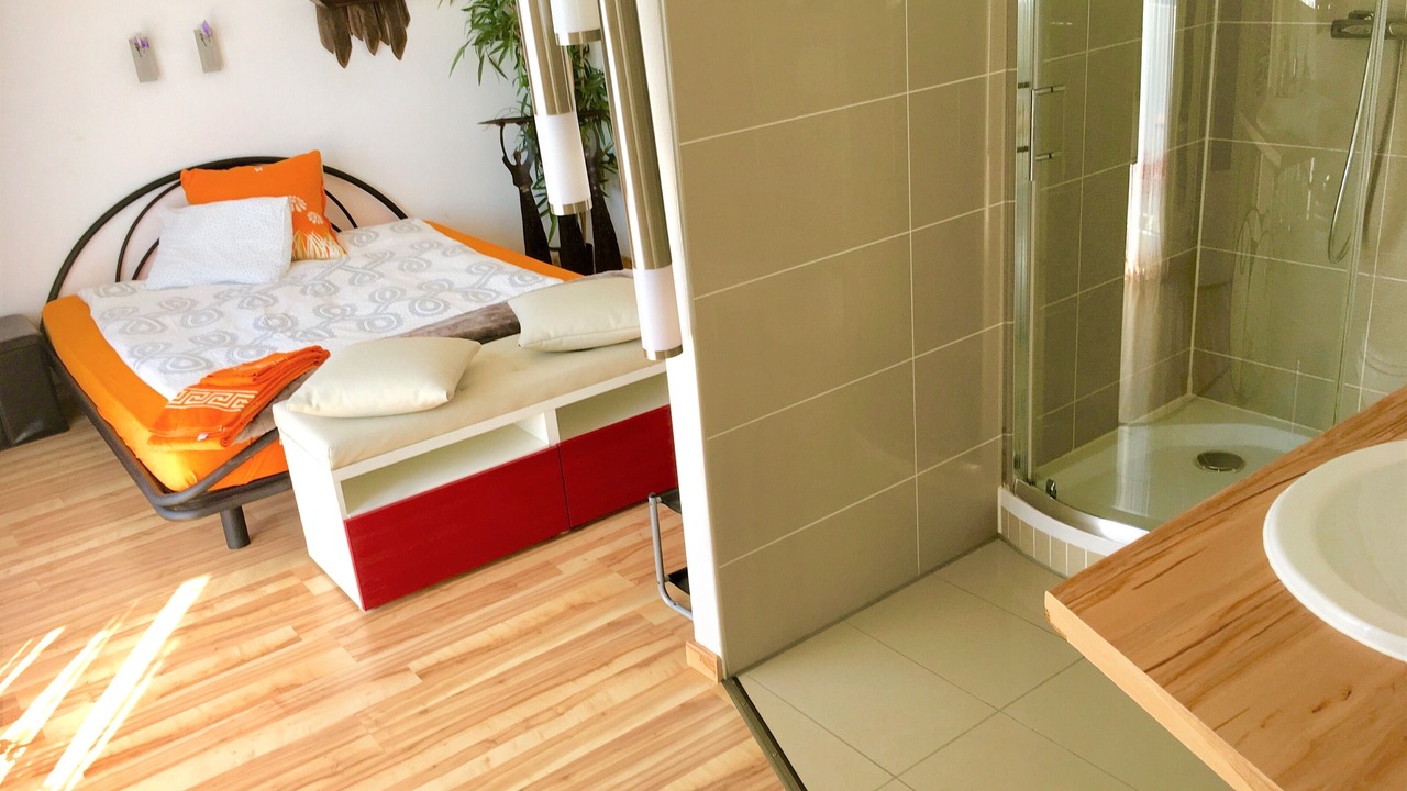 Photo of Bedroom in Montreux