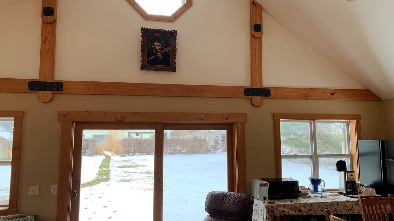 Photo of Bedroom in Lansing
