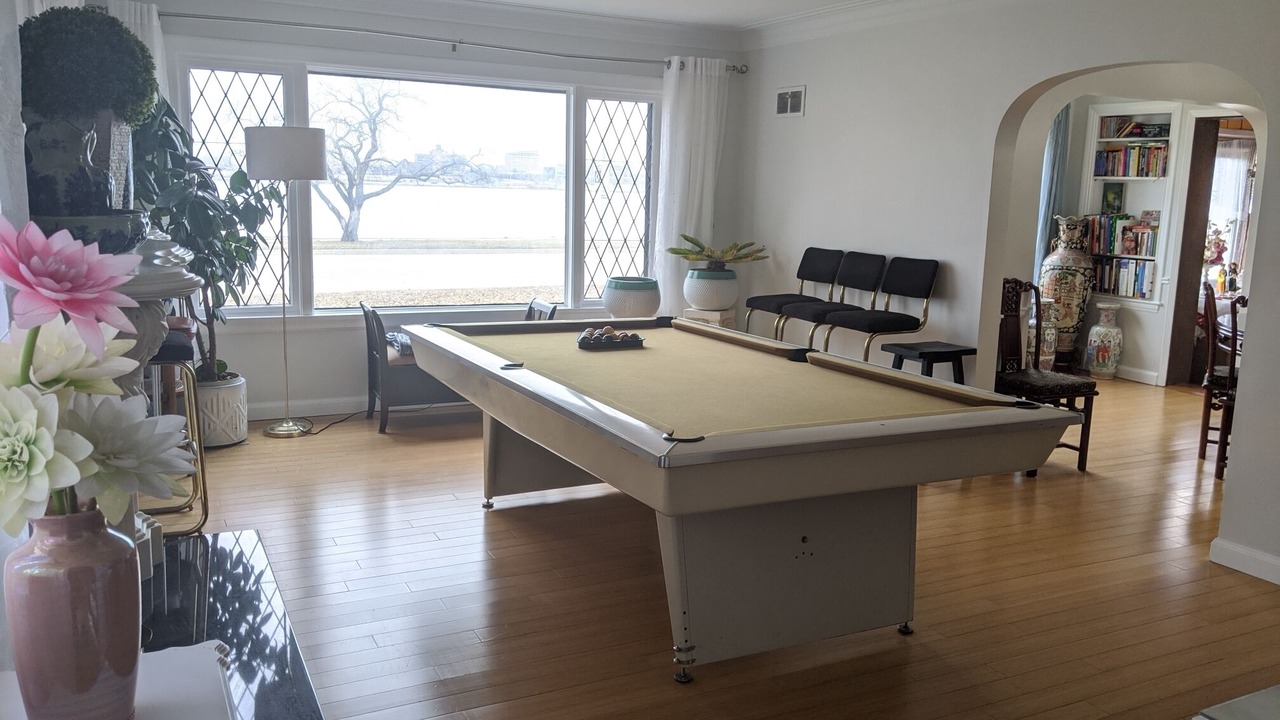 Photo of Bedroom in Bridgeview
