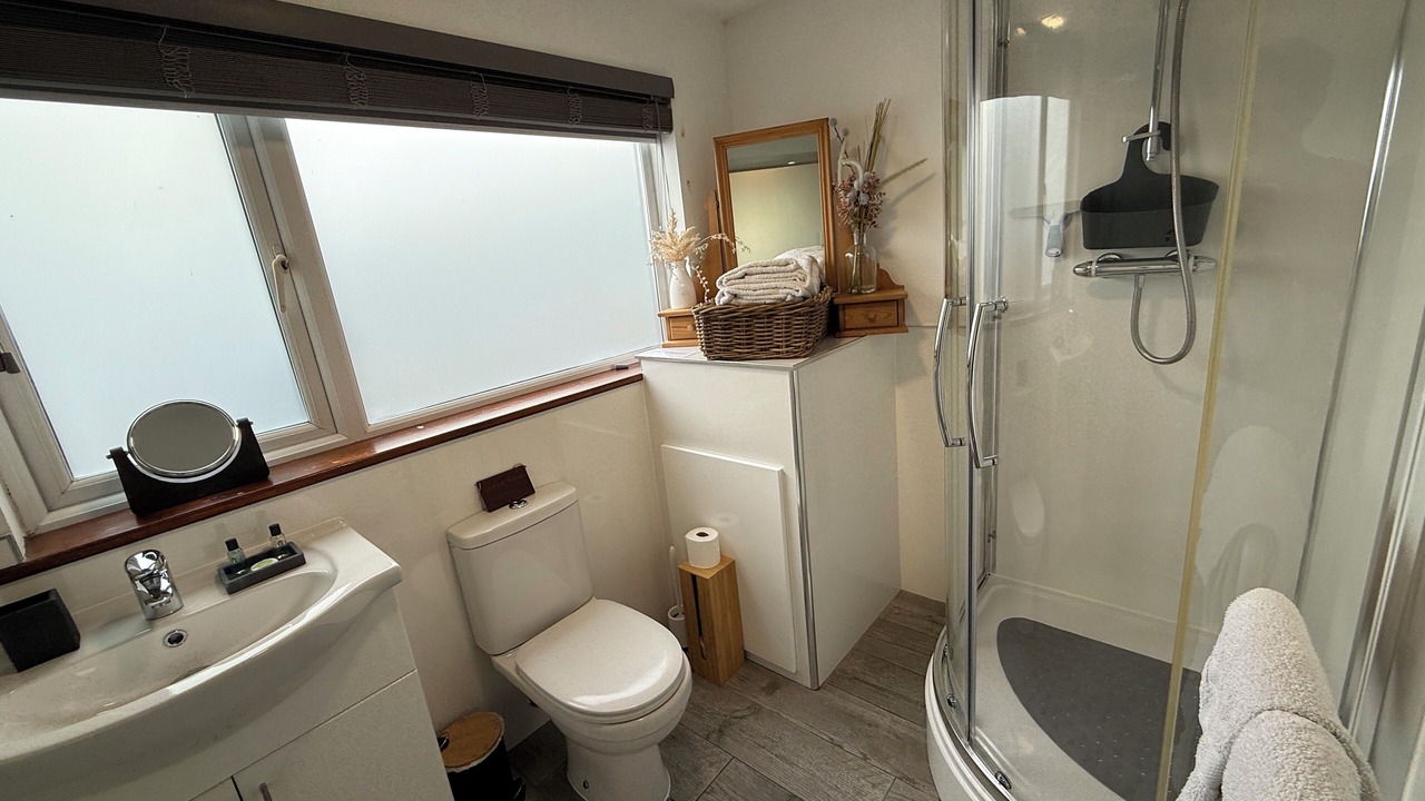 Photo of Bathroom in East Budleigh