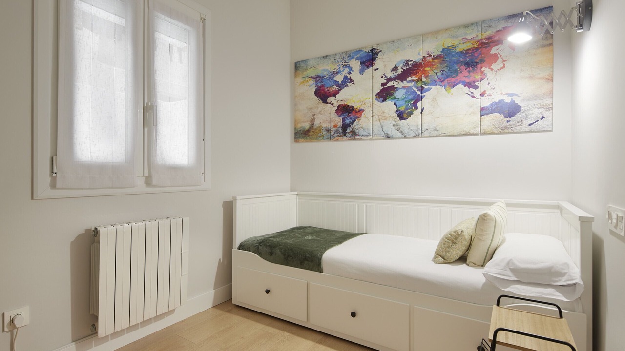 Photo of Bedroom in Egia