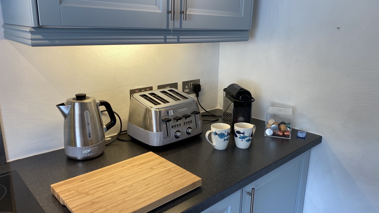 Photo of Kitchen in Helford Passage