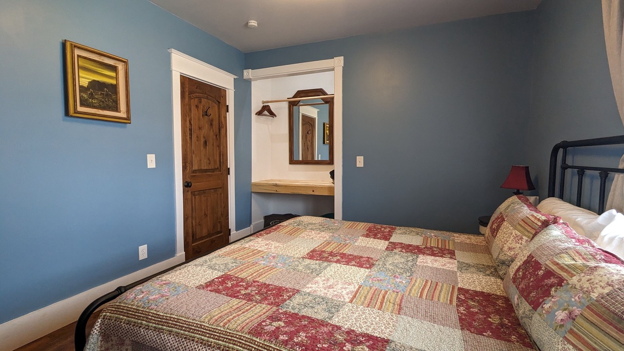 Photo of Bedroom in Cannonville