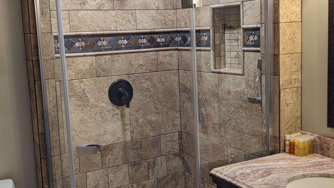 Photo of Bathroom in Cannonville