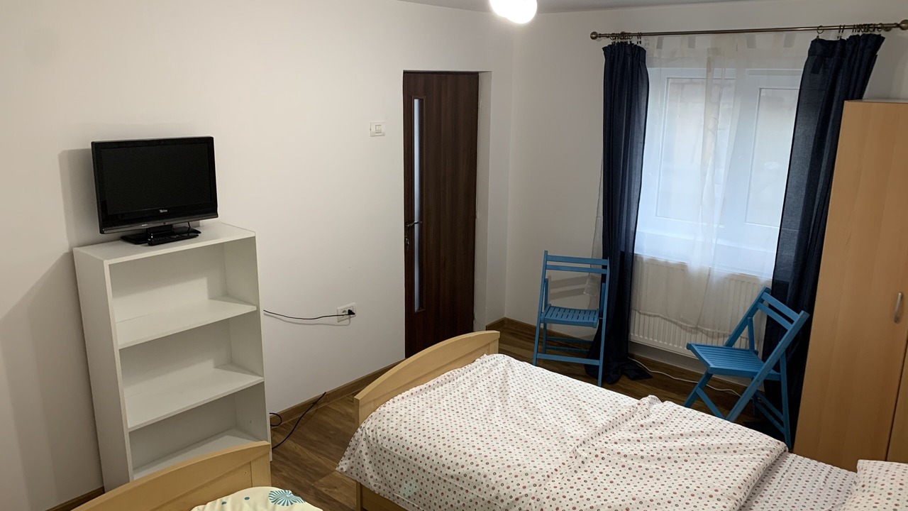 Photo of Bedroom in Drobeta-Turnu Severin