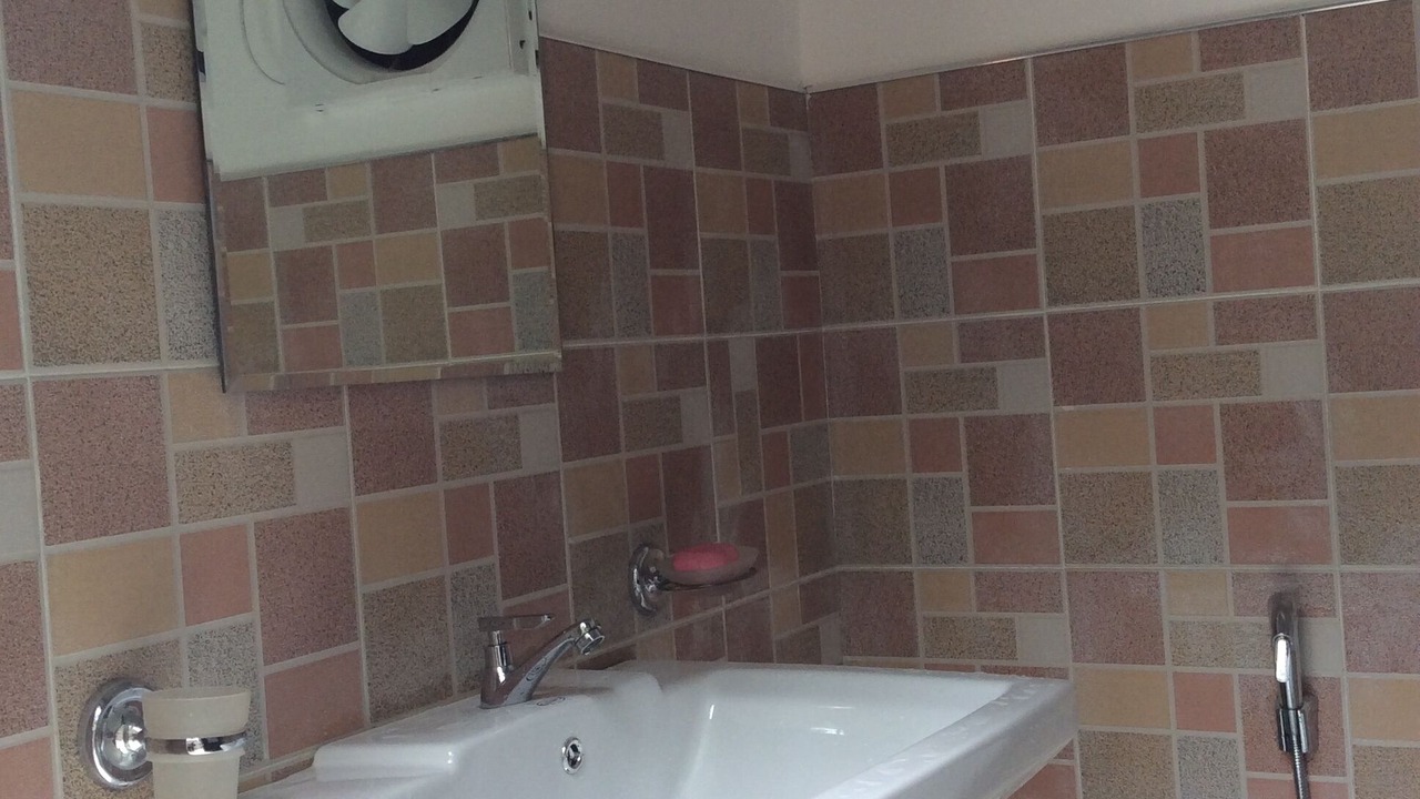 Photo of Bathroom in Ambagollapathana