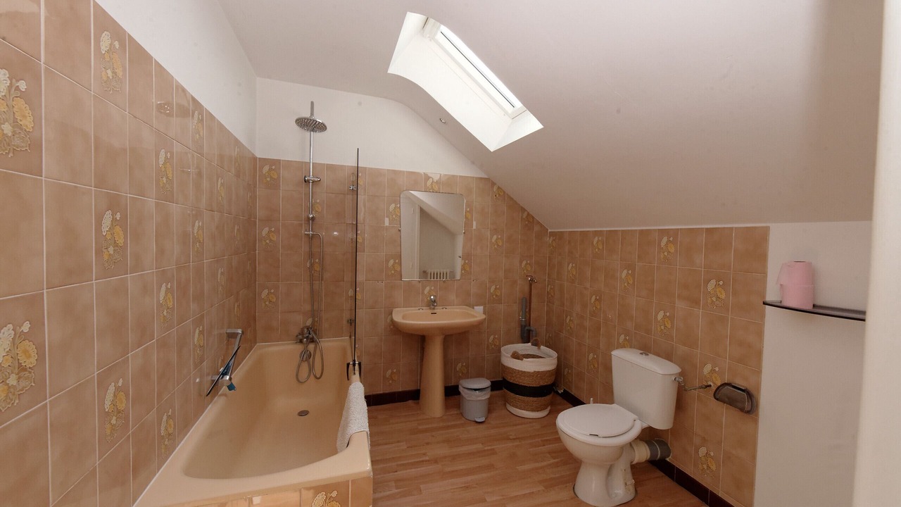 Photo of Bathroom in Saint-Dye-sur-Loire