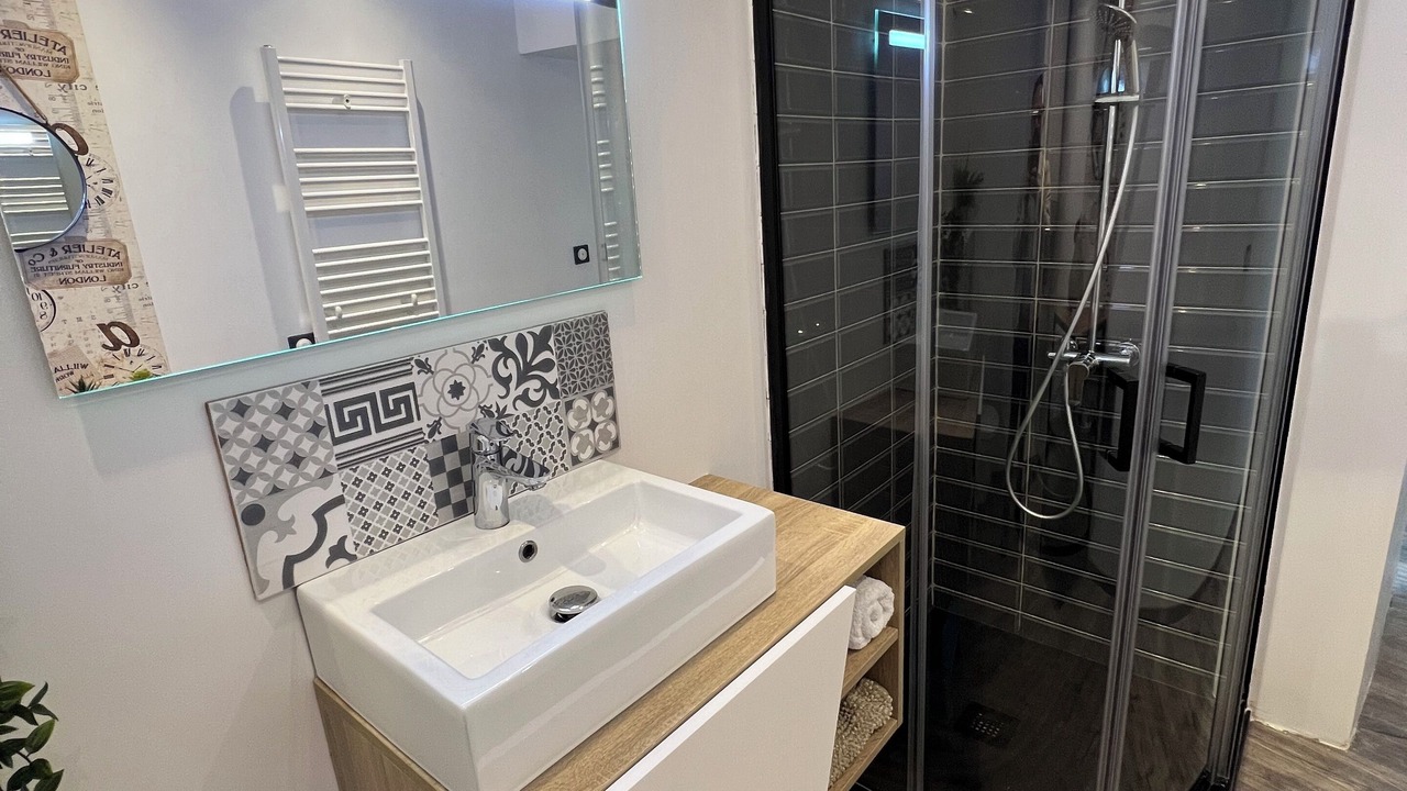 Photo of Bathroom in Sury-pres-Lere