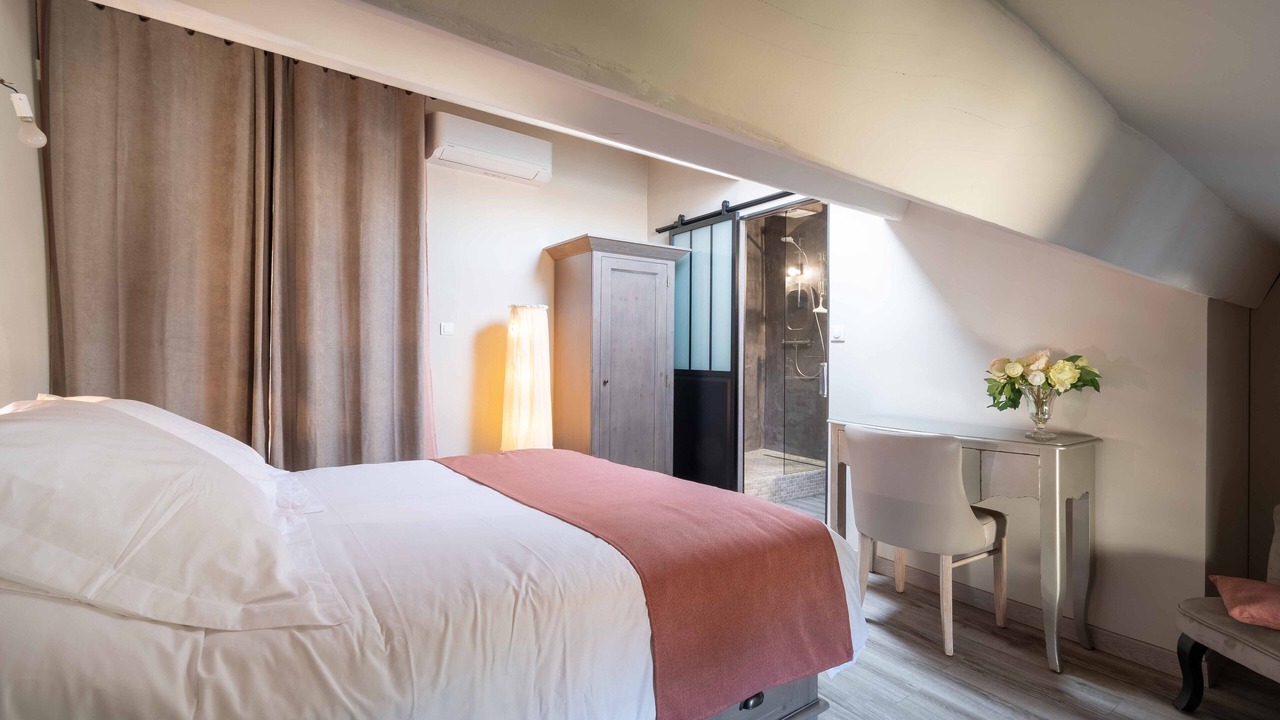 Photo of Bedroom in Casteljau