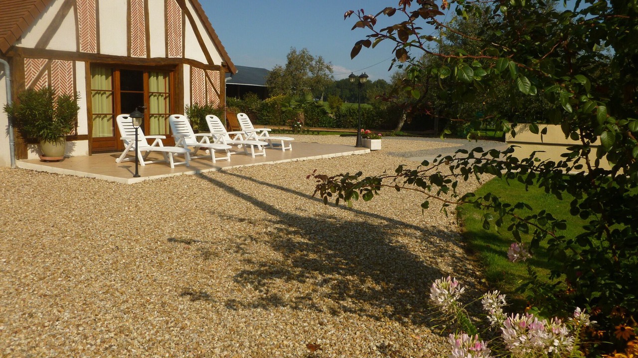 Photo of Patio Balcony in Vicq-sur-Nahon