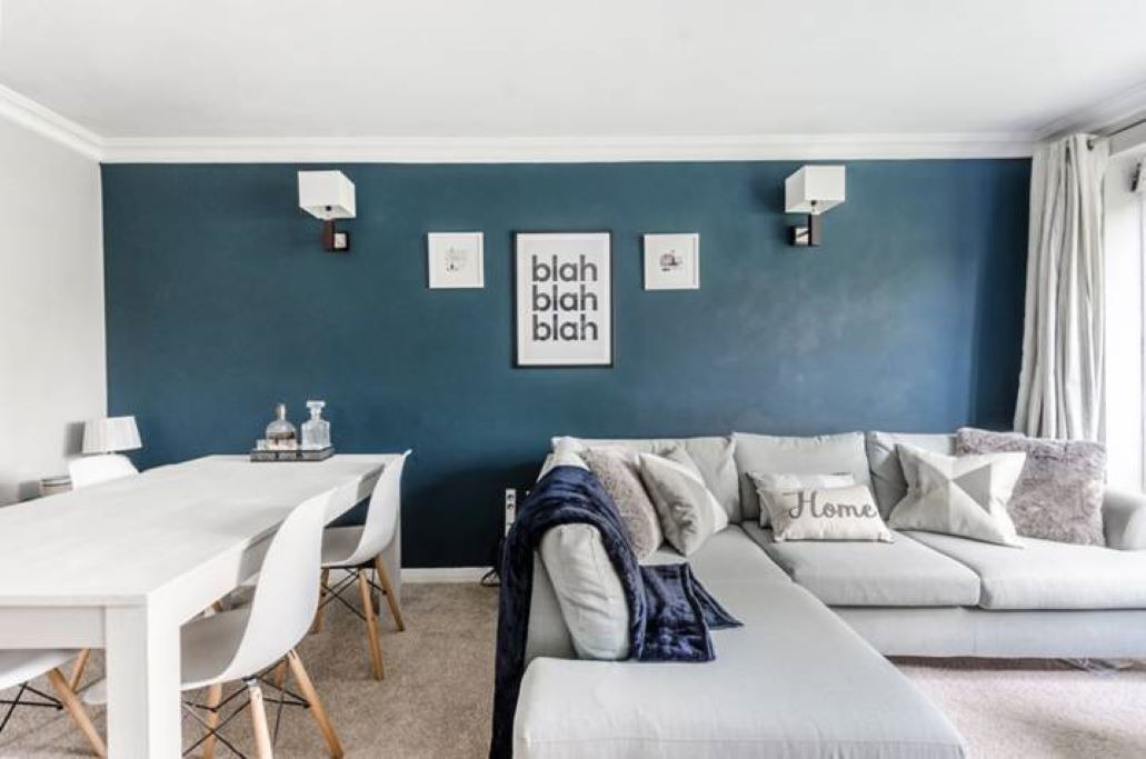 Photo of Livingroom in Hampton Wick