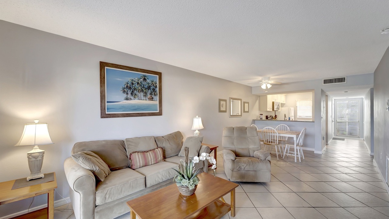 Photo of Livingroom in Plantation
