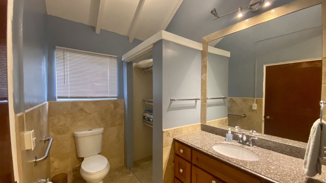 Photo of Bathroom in Cane Bay