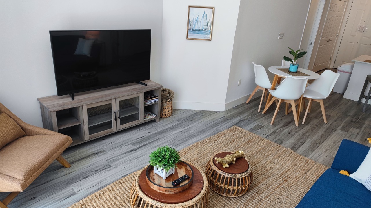 Photo of Livingroom in Central Sarasota