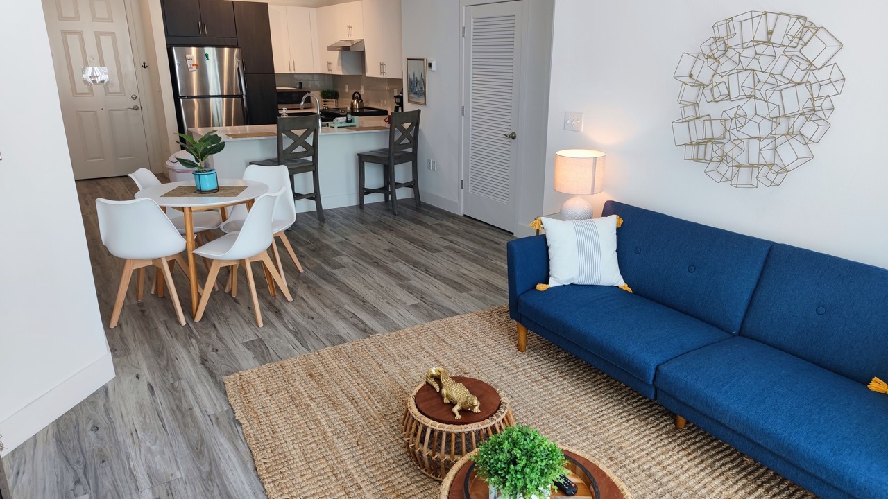 Photo of Livingroom in Central Sarasota