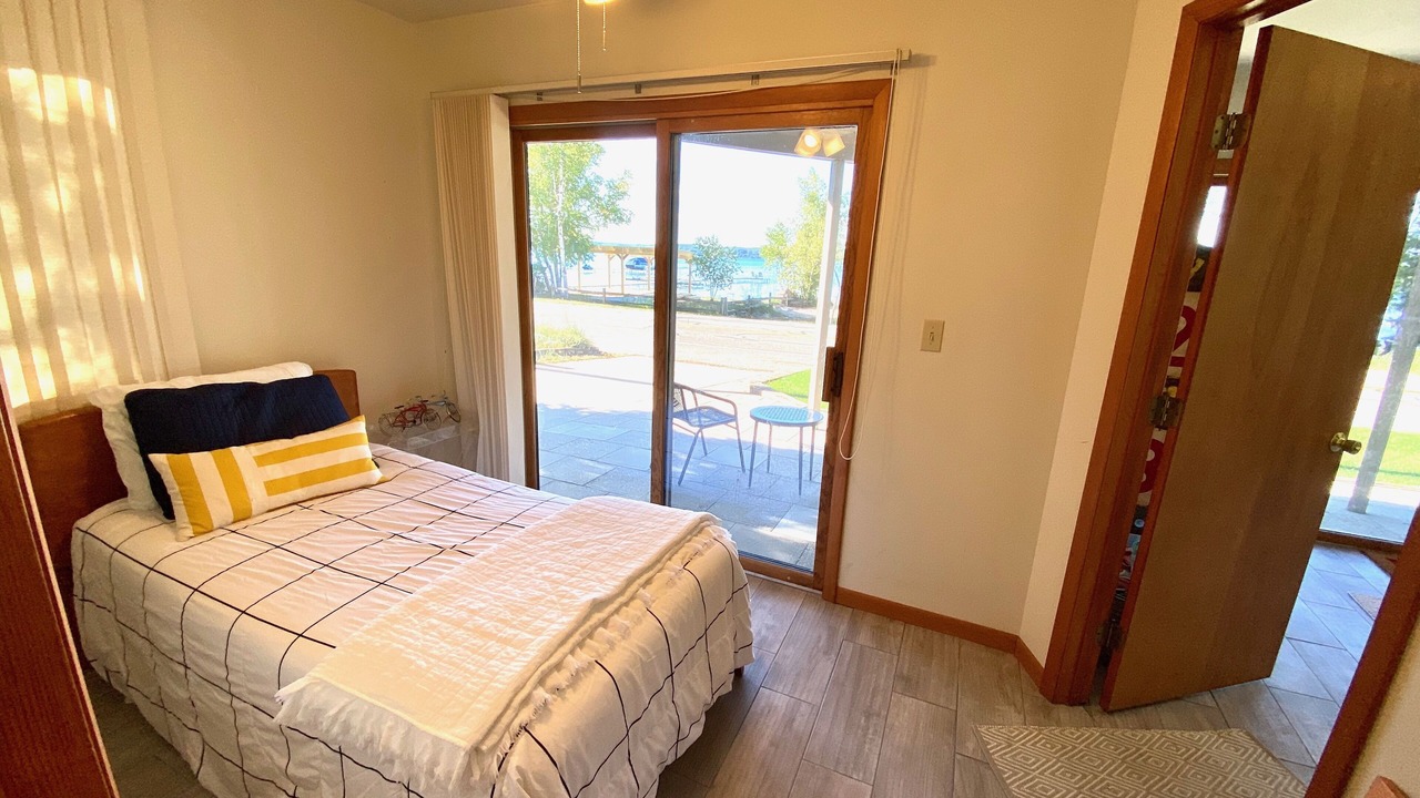 Photo of Bedroom in Lake Township
