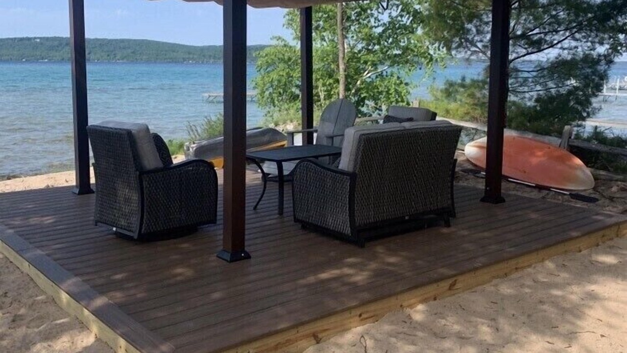 Photo of Patio Balcony in Lake Township