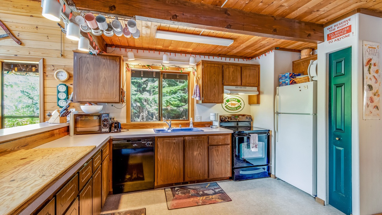 Photo of Kitchen in Hyak