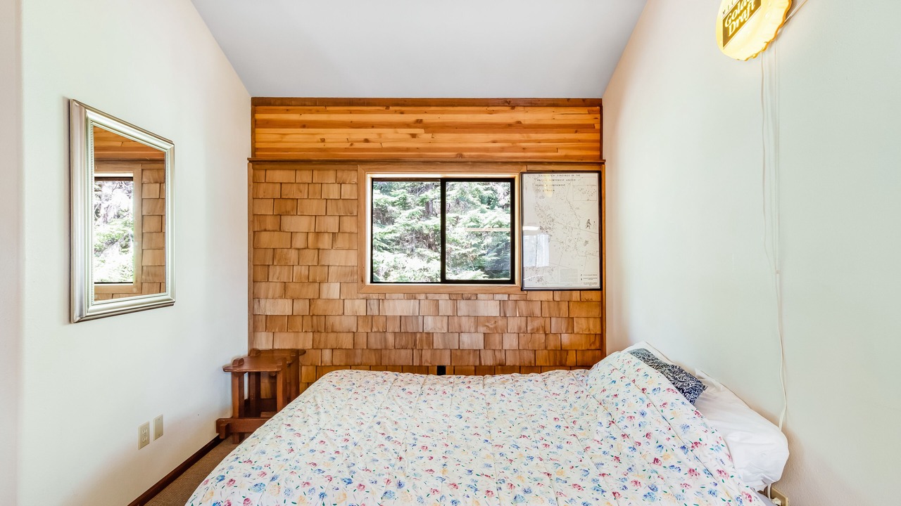 Photo of Bedroom in Hyak