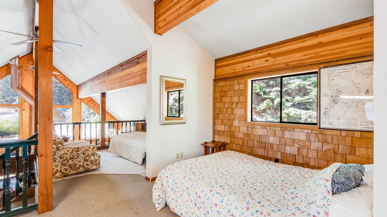Photo of Bedroom in Hyak