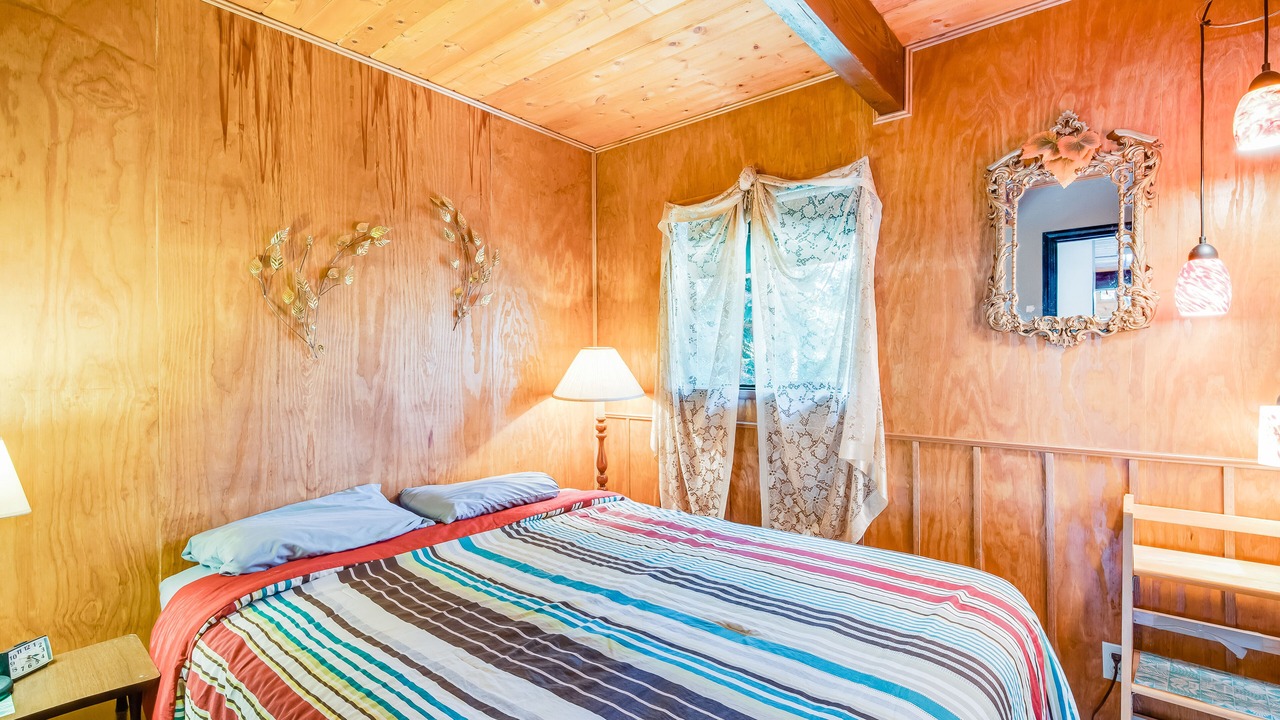 Photo of Bedroom in Hyak