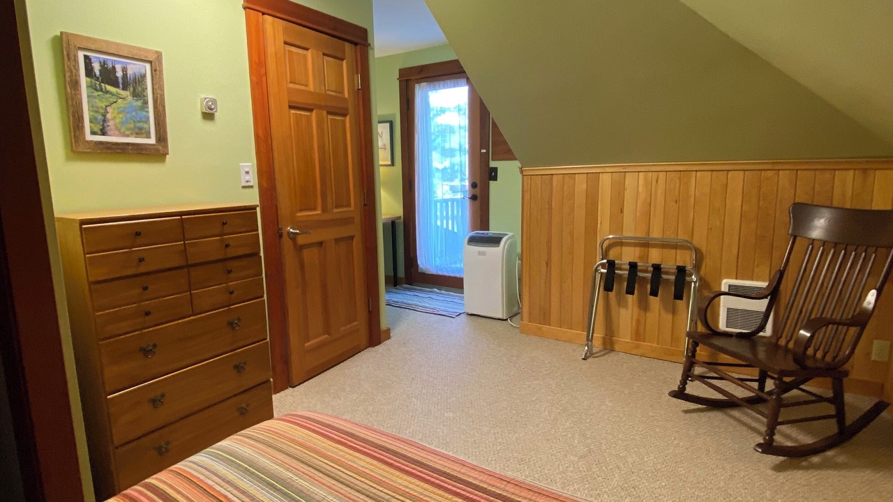 Photo of Bedroom in Methow Valley