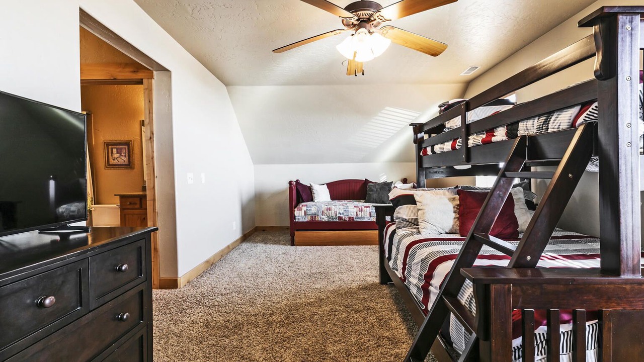 Photo of Bedroom in Bear Hollow Village