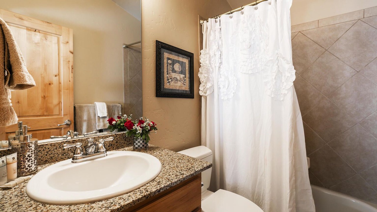 Photo of Bathroom in Bear Hollow Village