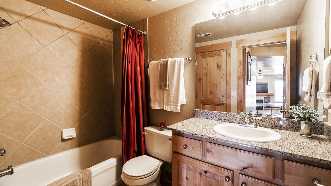 Photo of Bathroom in Bear Hollow Village