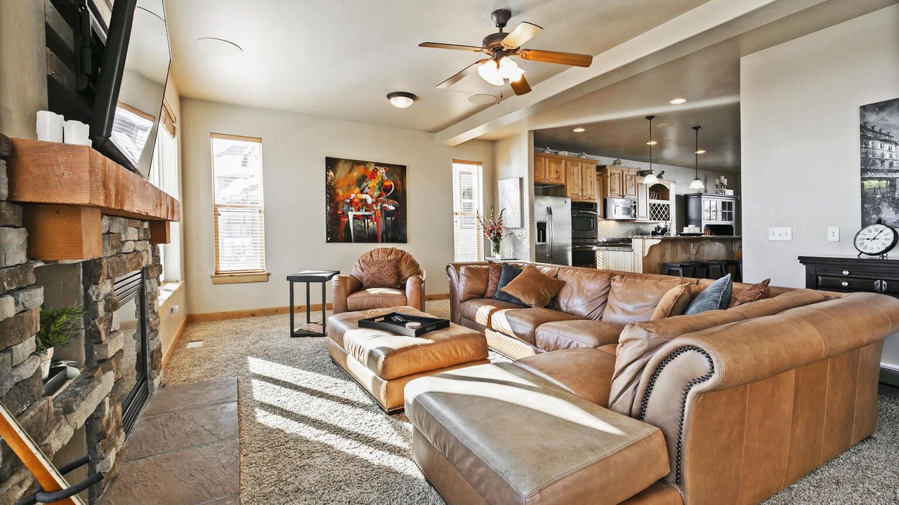 Photo of Livingroom in Bear Hollow Village