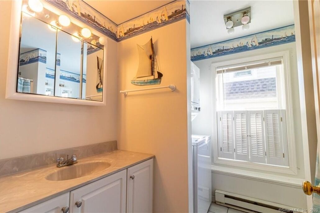 Photo of Bathroom in Niantic