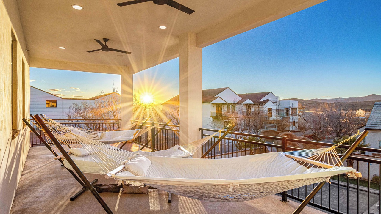 Photo of Patio Balcony in Hurricane