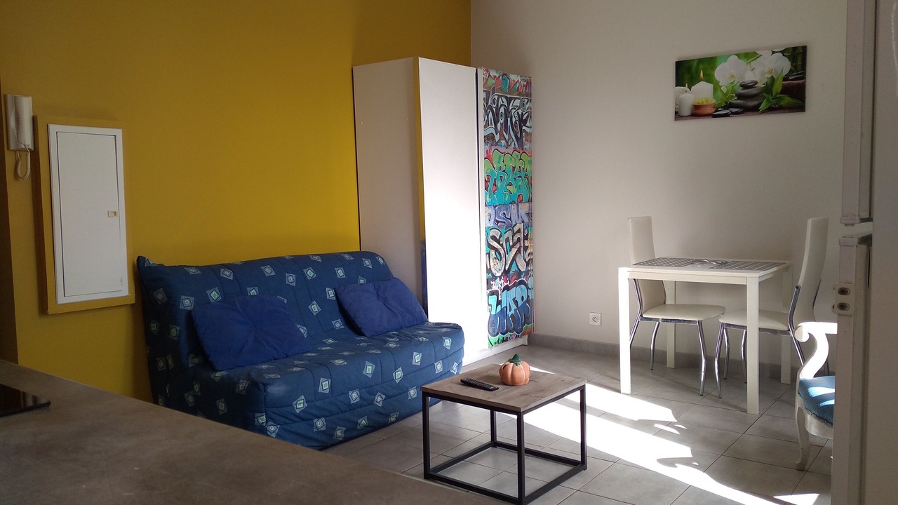 Photo of Livingroom in Beziers City Centre