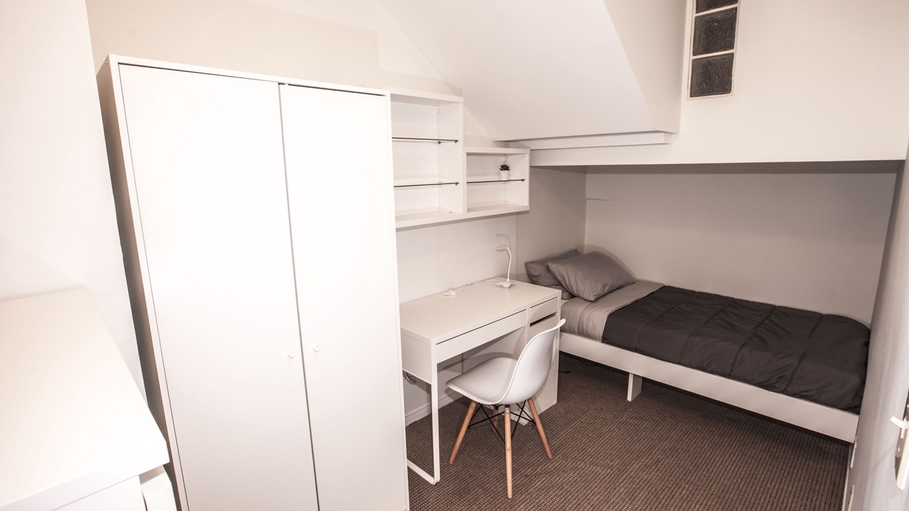 Photo of Bedroom in Cabbagetown South
