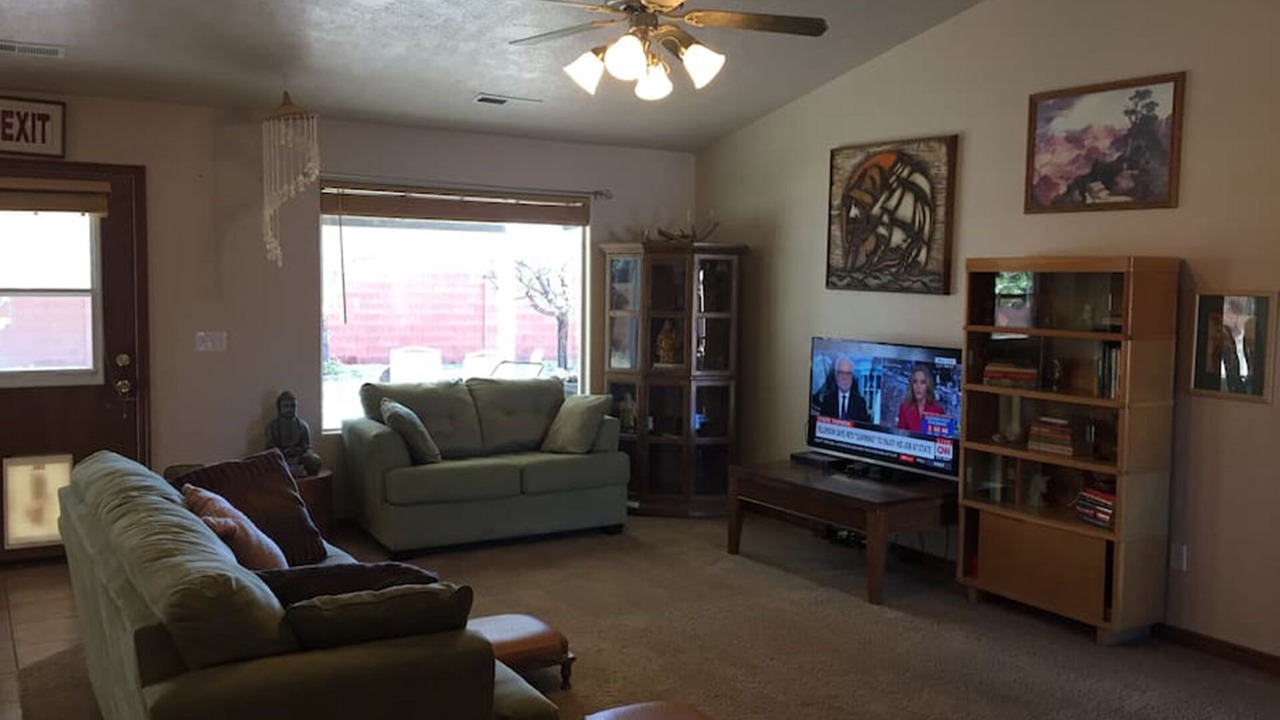 Photo of Livingroom in La Verkin