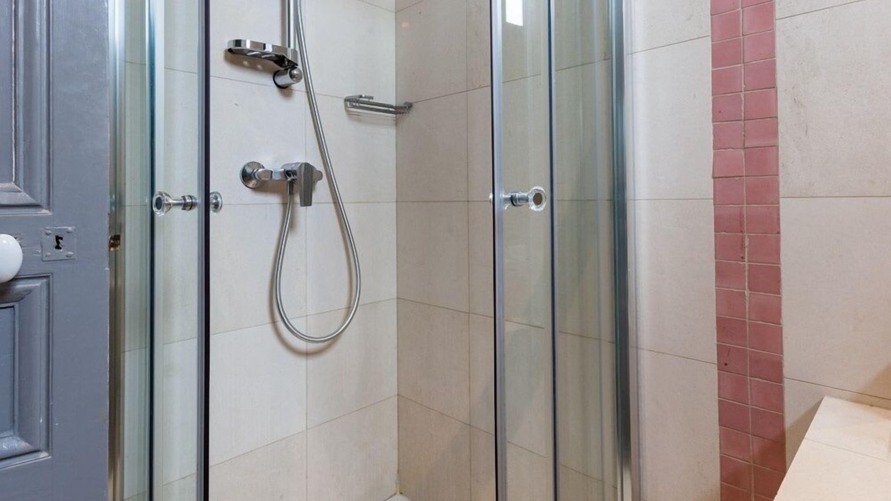 Photo of Bathroom in Opera