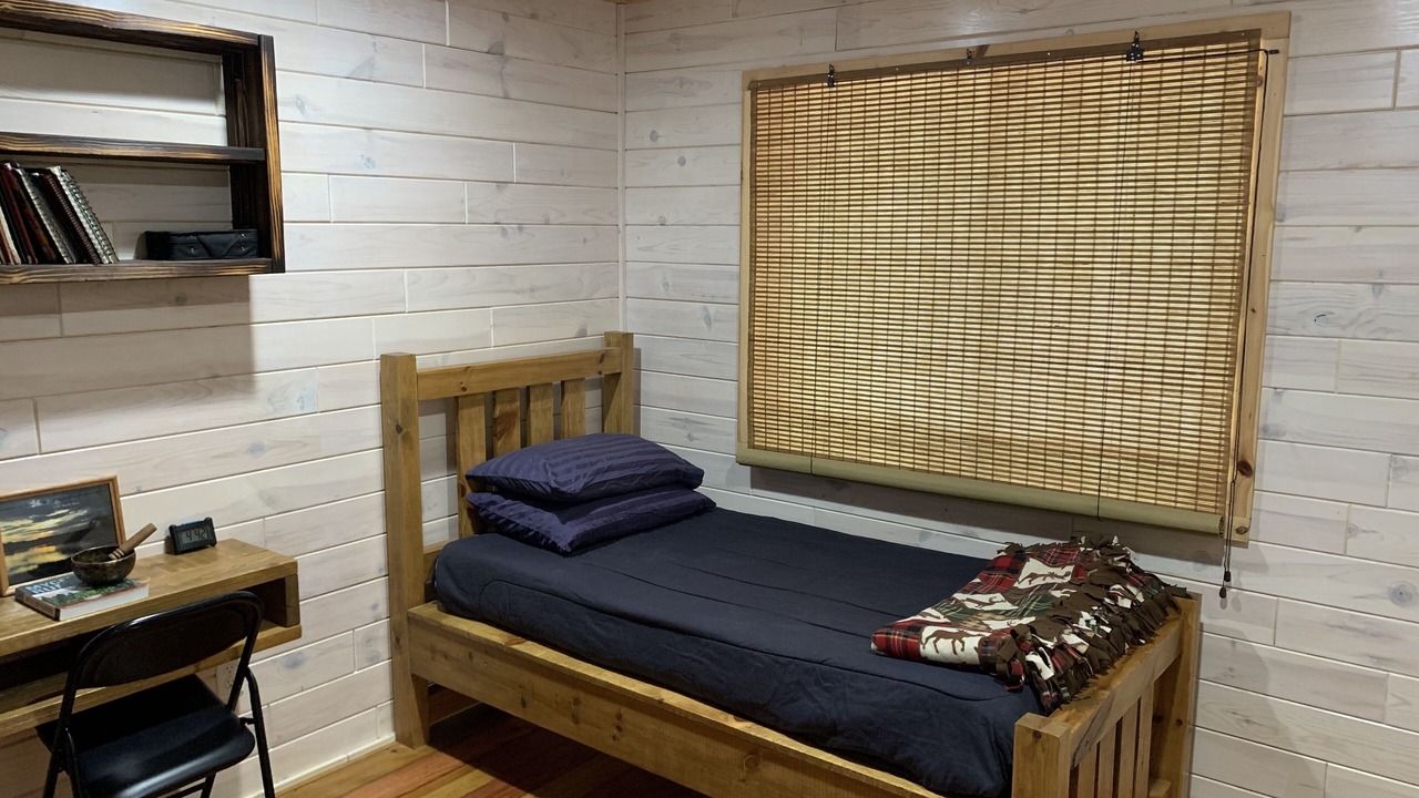 Photo of Bedroom in Belding