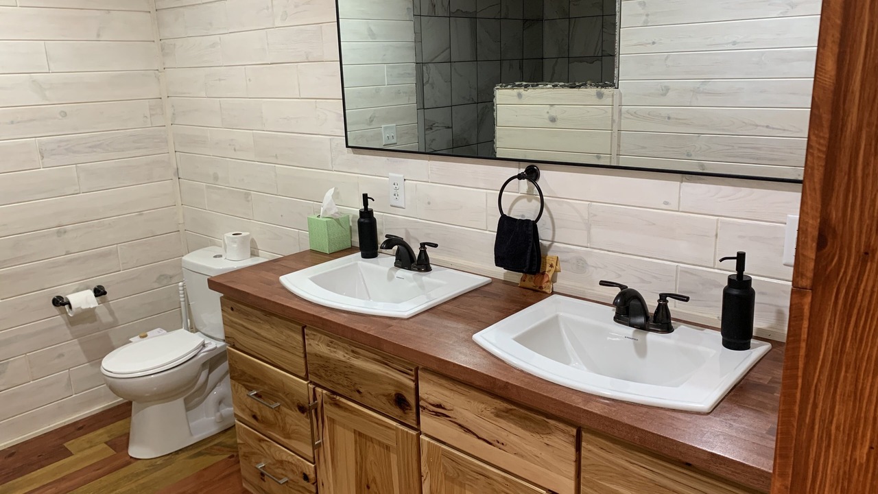 Photo of Bathroom in Belding