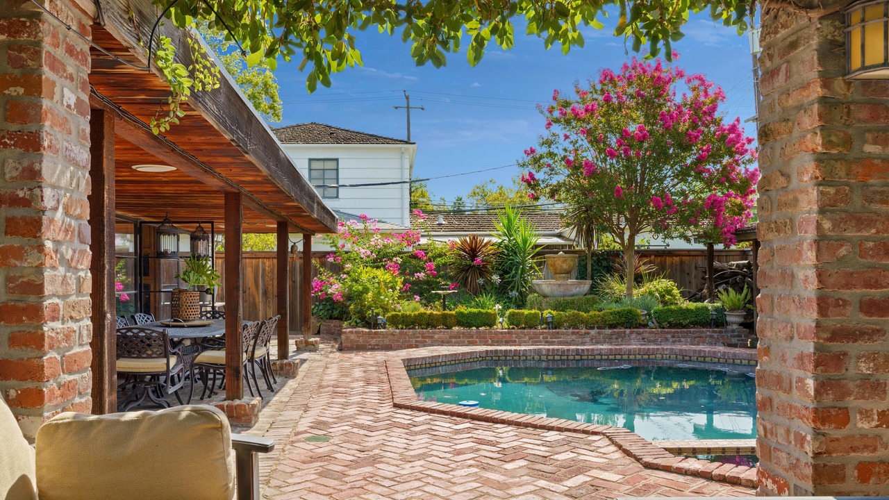 Photo of Outdoor in Land Park