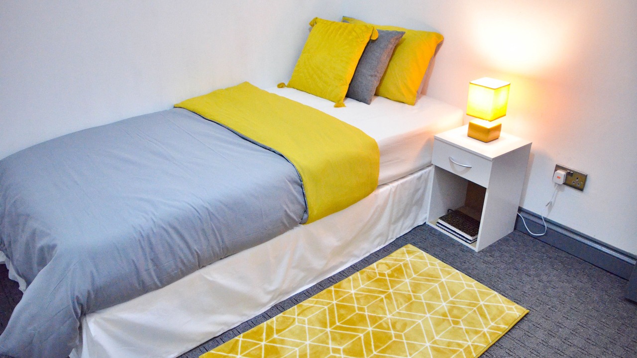 Photo of Bedroom in Feltham North