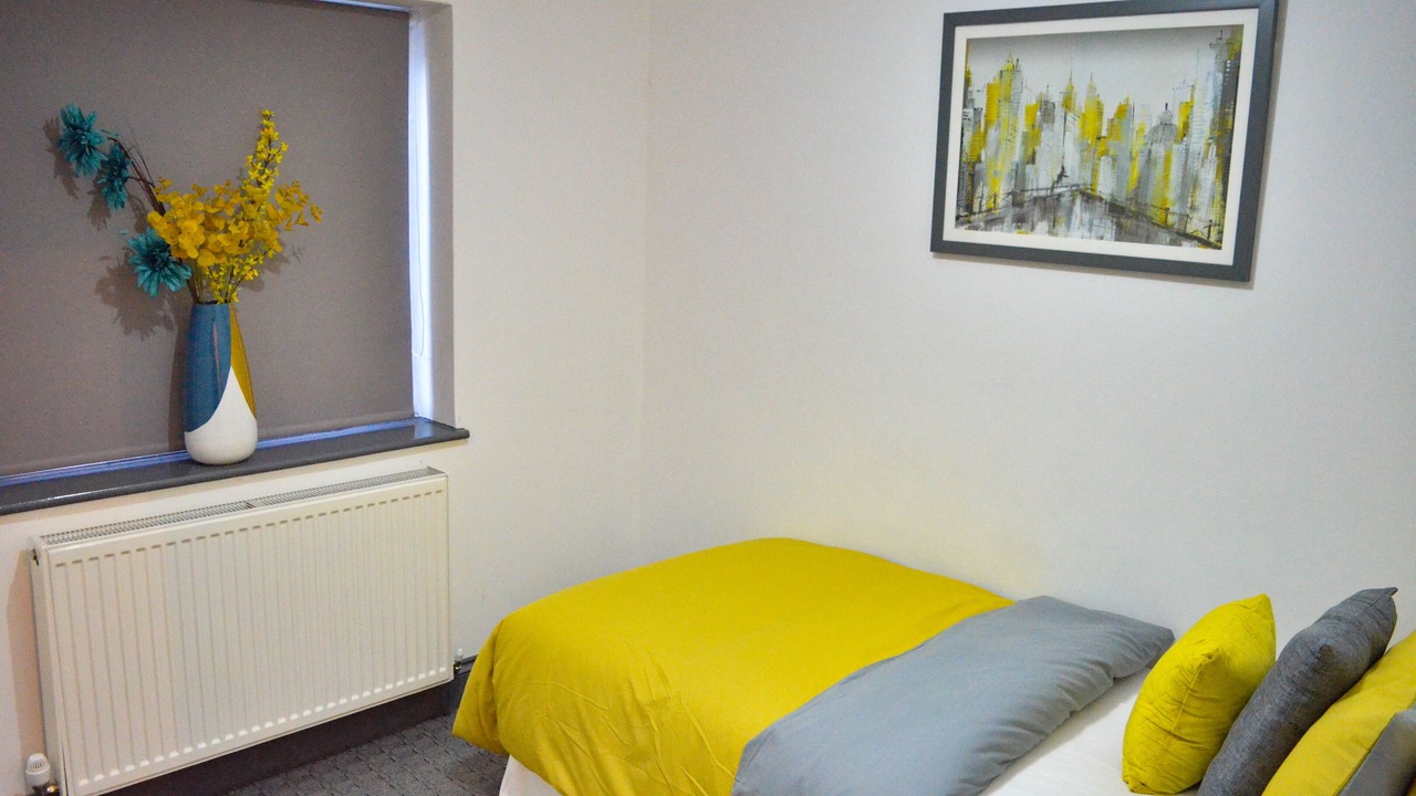 Photo of Bedroom in Feltham North