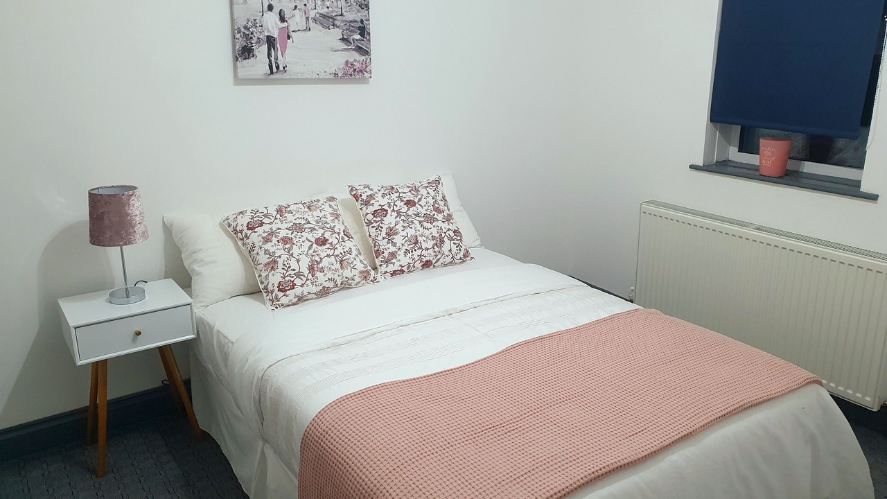 Photo of Bedroom in Feltham North