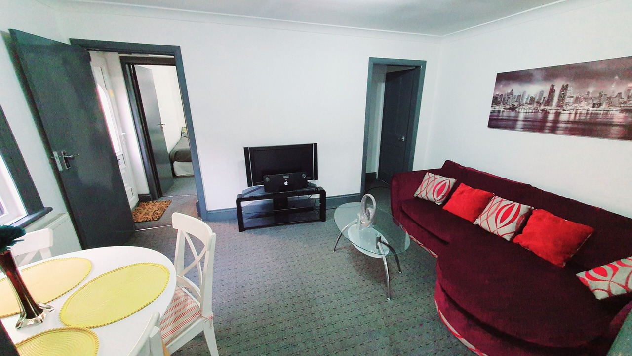 Photo of Livingroom in Feltham North
