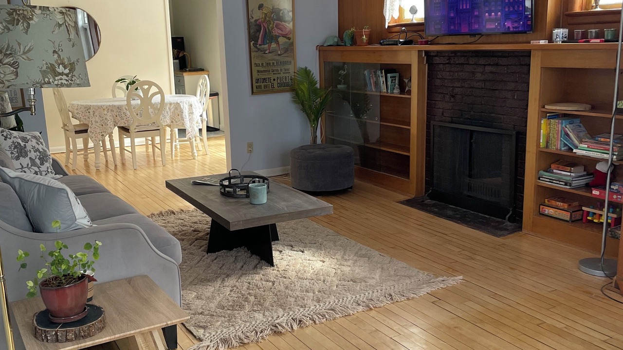 Photo of Livingroom in Saskatoon Downtown
