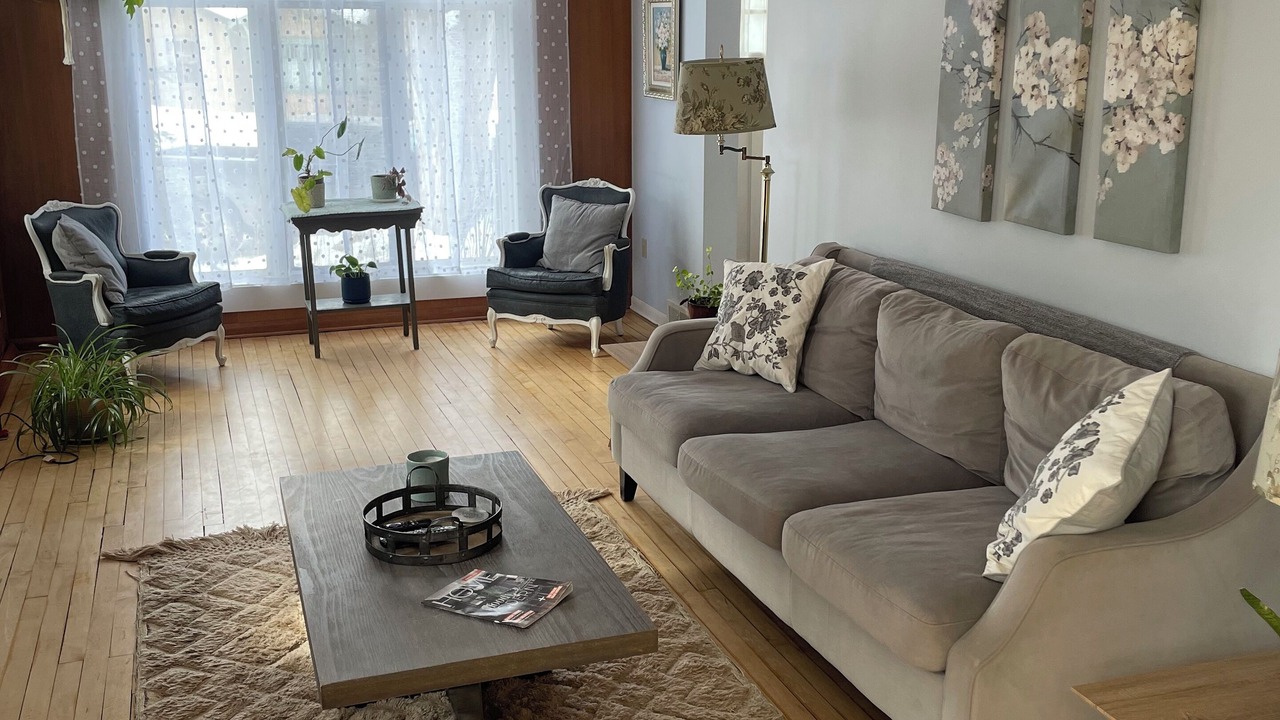 Photo of Livingroom in Saskatoon Downtown