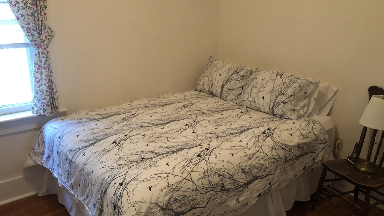 Photo of Bedroom in Saskatoon Downtown